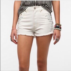 - Bdg shorts white with studs